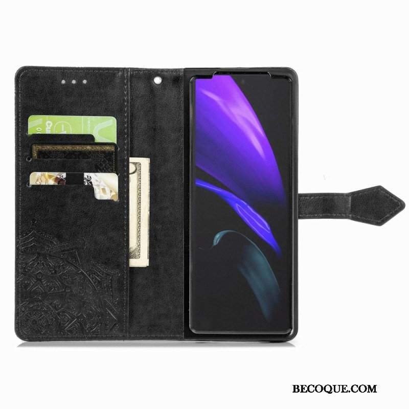 Etui Folio do Samsung Galaxy Z Fold 4 z Łańcuch Średniowieczna Mandala Z Paskami